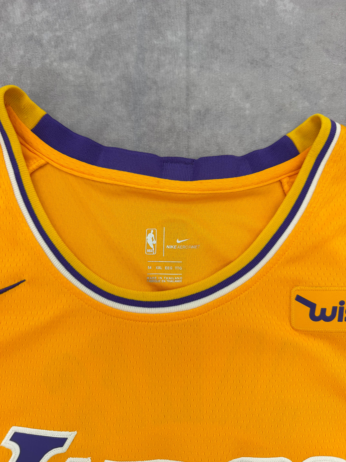 Lebron Lakers Jersey - XXL