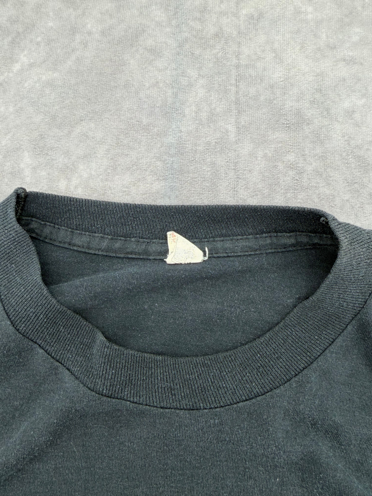 80s Georgetown Basketball Tee - L
