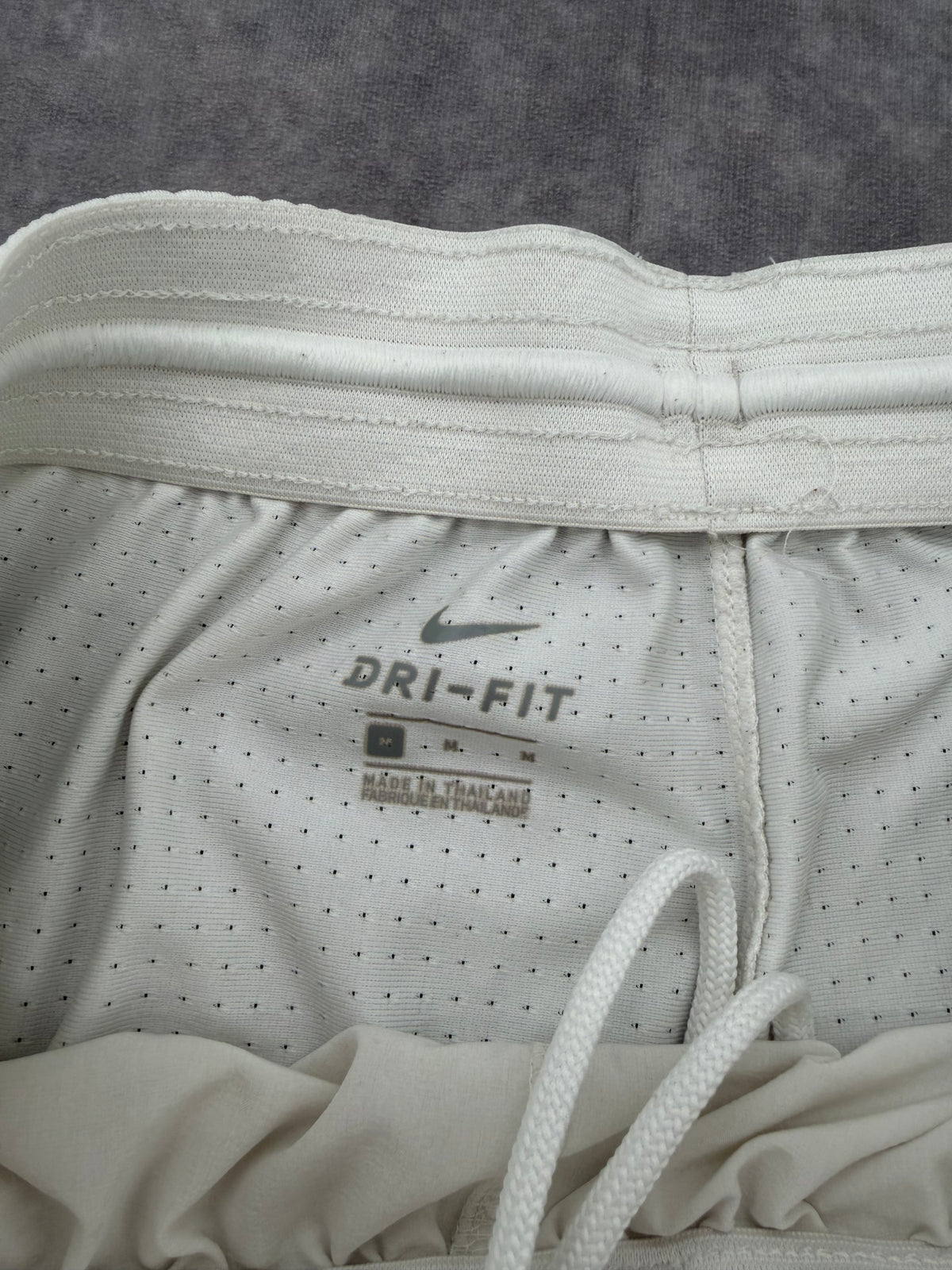 Nike Shorts - M