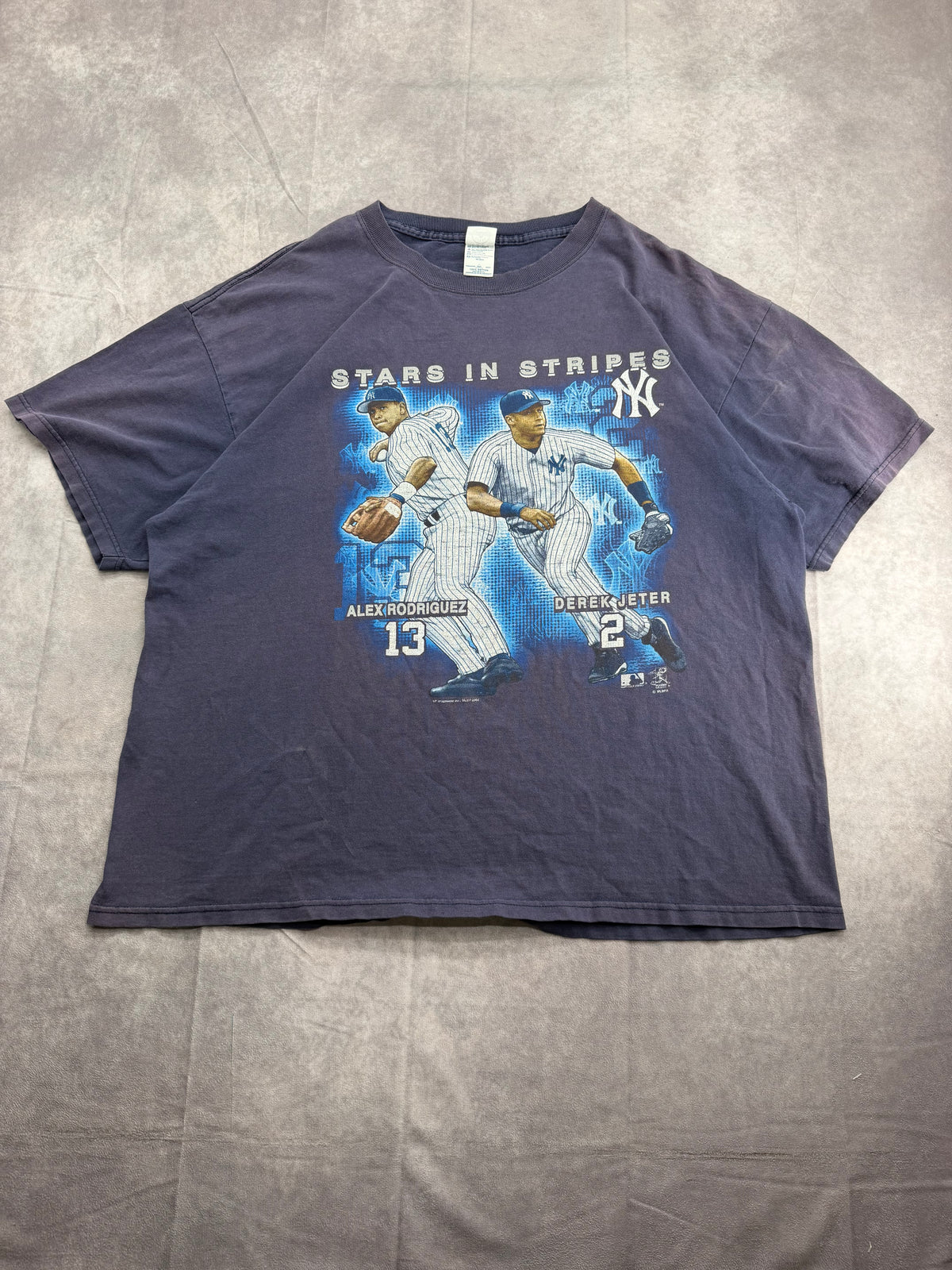 Distressed Yankees Tee - XXL