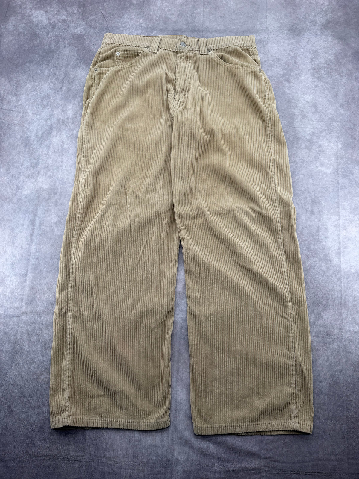 Baggy Levi Corduroys - 32x30