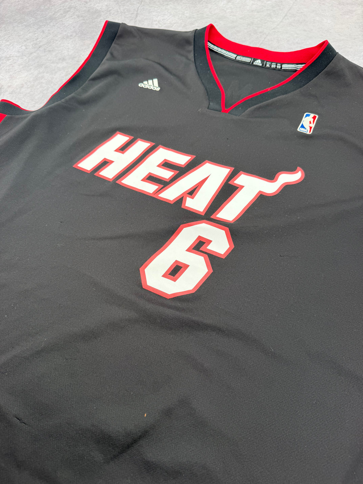 Miami Heat Lebron Jersey - XL